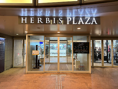 シルベストサイクル梅田店 - 大阪市 2 AF1QipPhMMnaHnT8v7JyuvfmLpH4vKx9Om15rwvHdbjow408 h306 k no